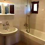 студиа мансарда ненови Appartamento Pomorie