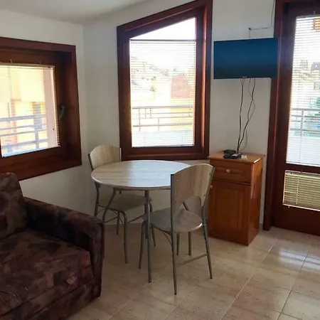 Apartment студиа мансарда ненови *