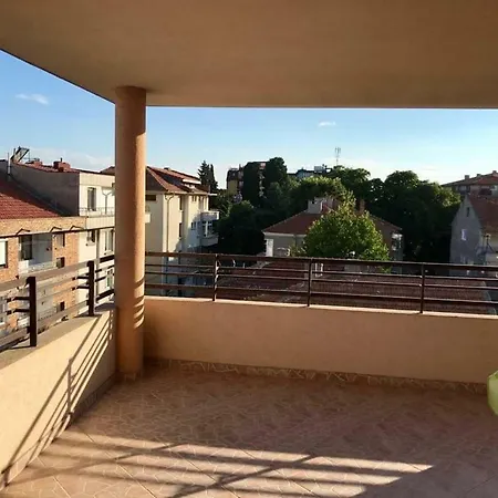 студиа мансарда ненови * Pomorie