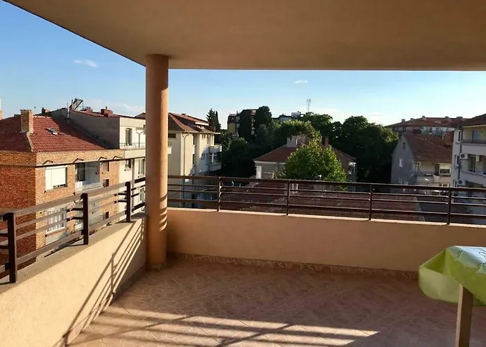 студиа мансарда ненови * Pomorie